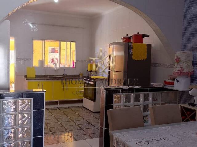 Casa para Venda em Taubaté - 3